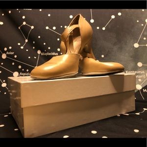 LaDuca Alexis 2.5” Soft Sole Heel